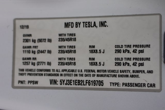 Vehicle image 26 of 28