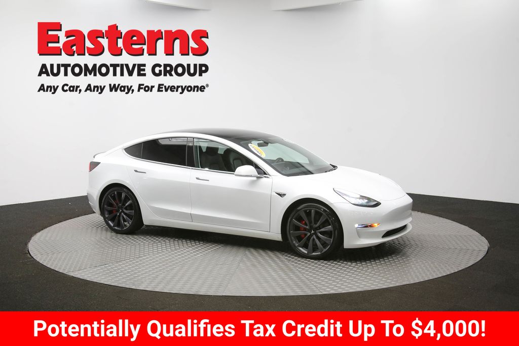 Vehicle image 11 of 62