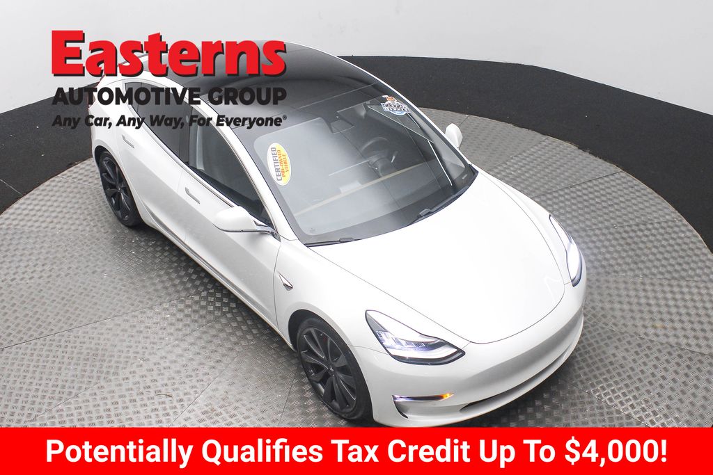Vehicle image 14 of 62