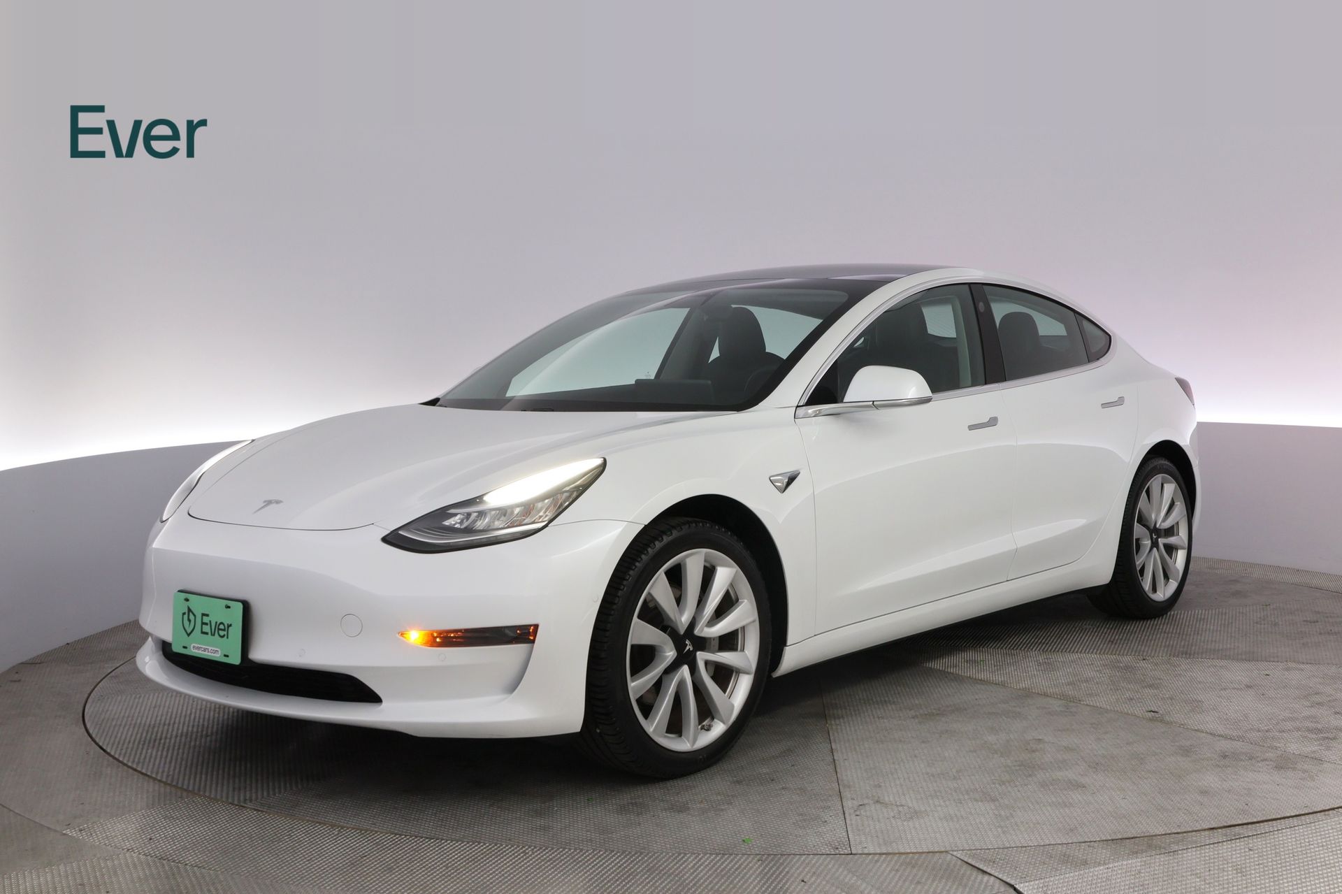 2020 Tesla Model 3 Standard Range Image 1 of 27