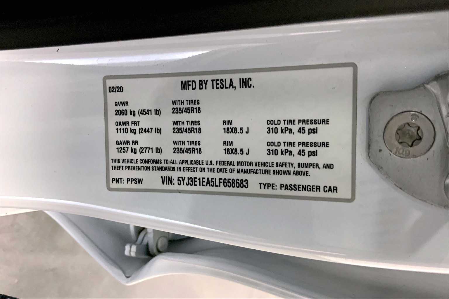 Vehicle image 23 of 30