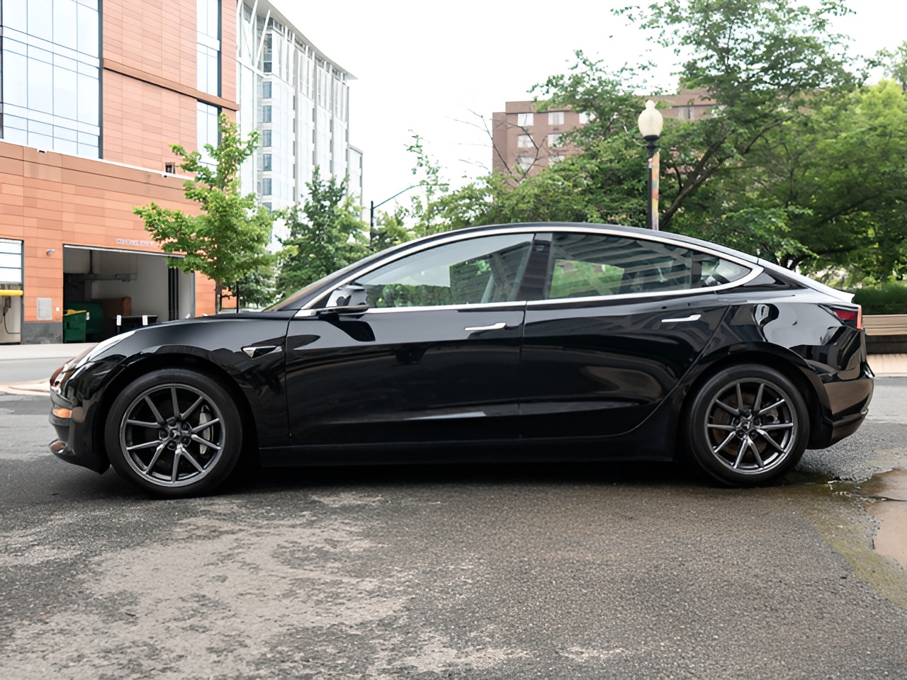 Vehicle image 44 of 44