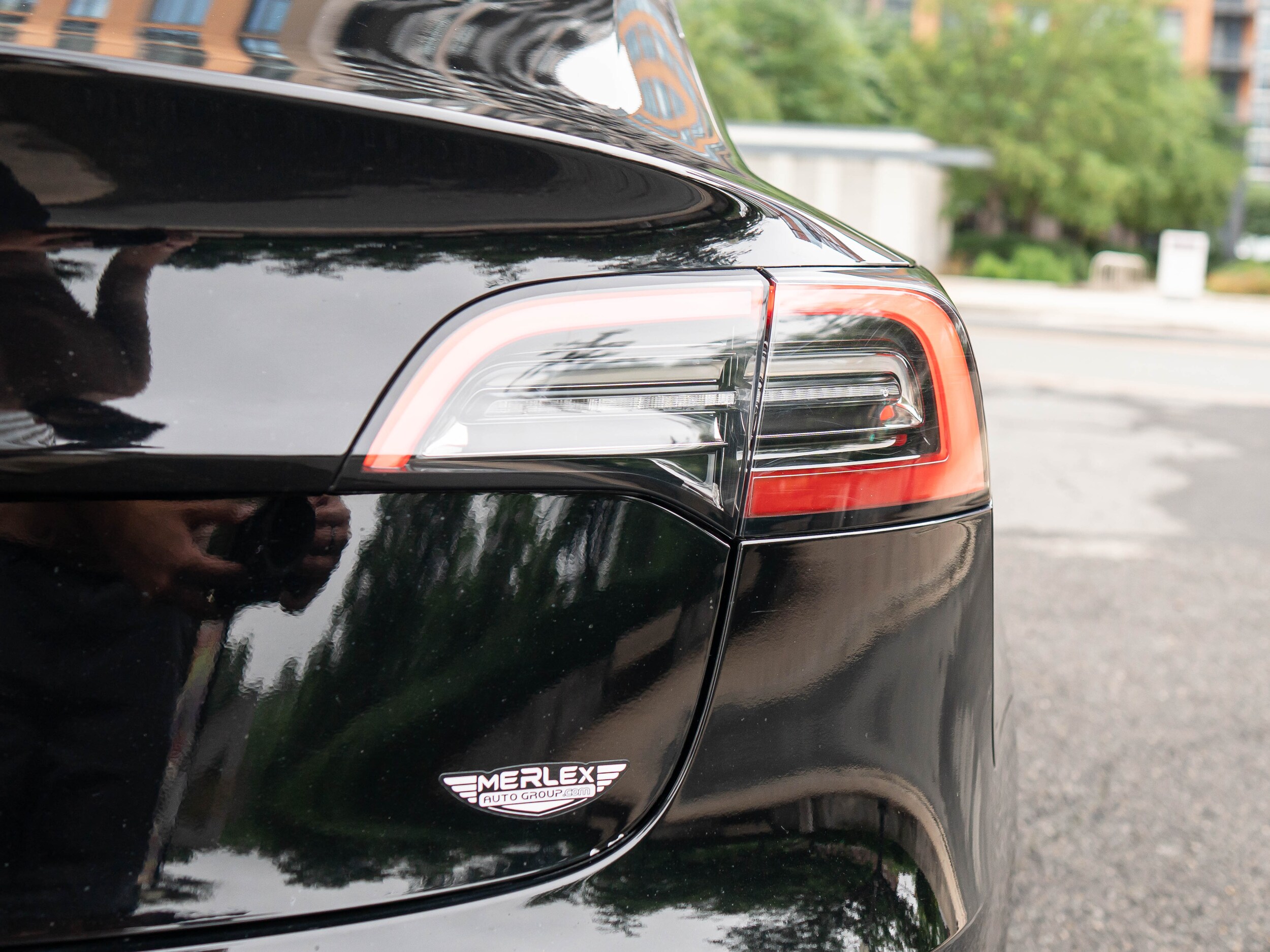 Vehicle image 40 of 44
