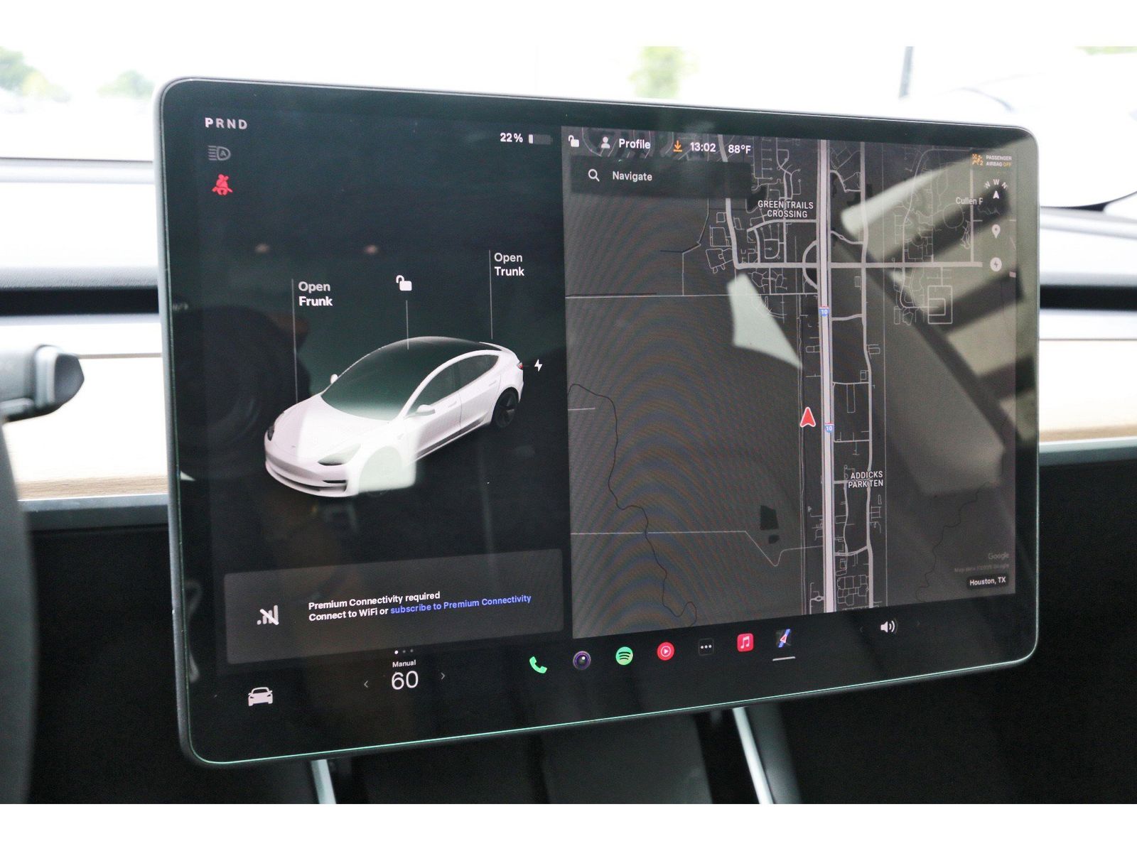 Vehicle image 15 of 26