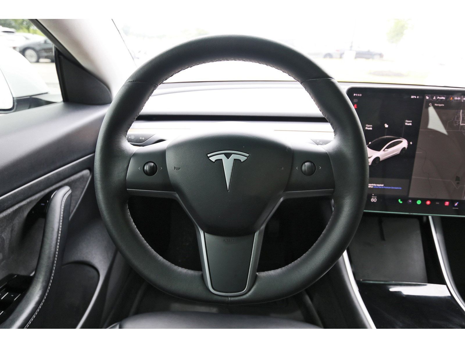 Vehicle image 13 of 26