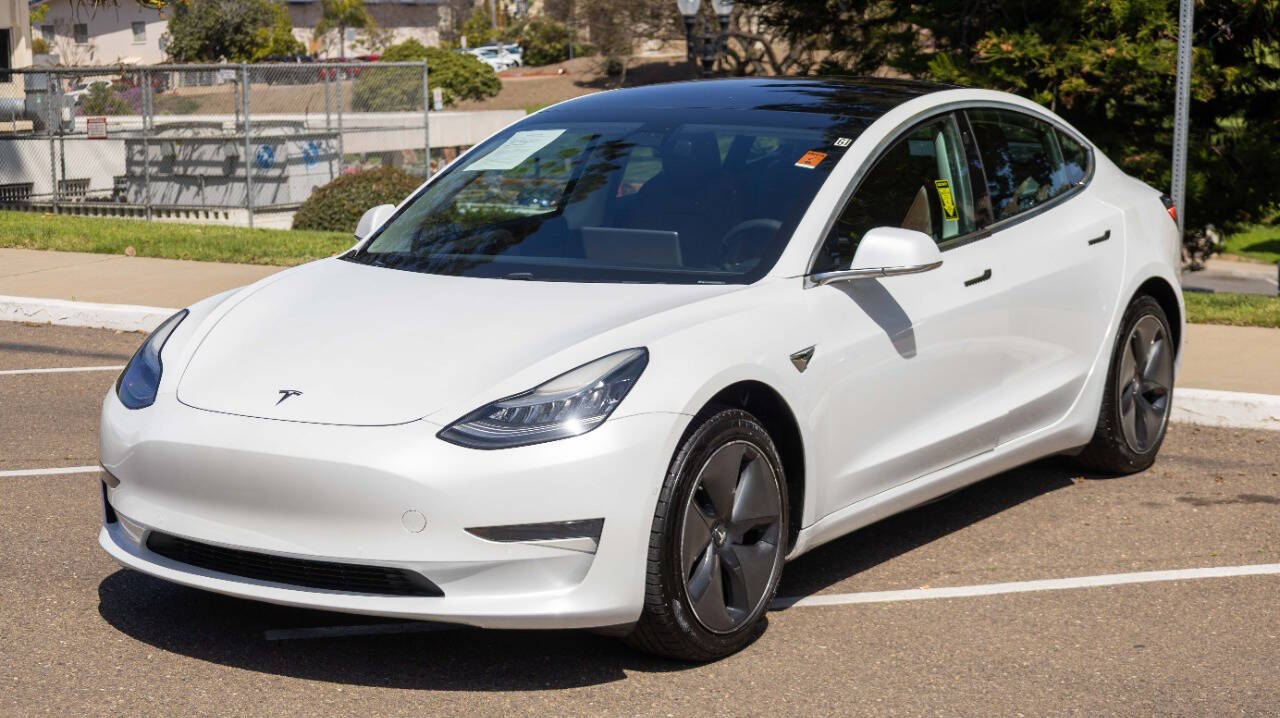 Vehicle image 1 of 24