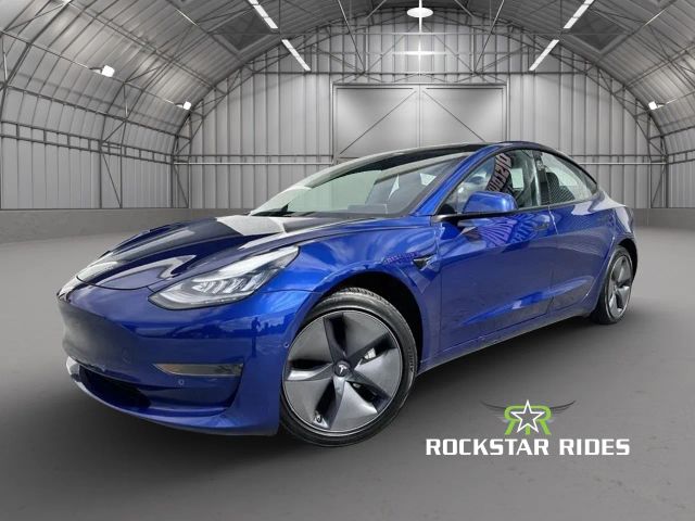 2020 Tesla Model 3 Standard Range Image 2 of 24