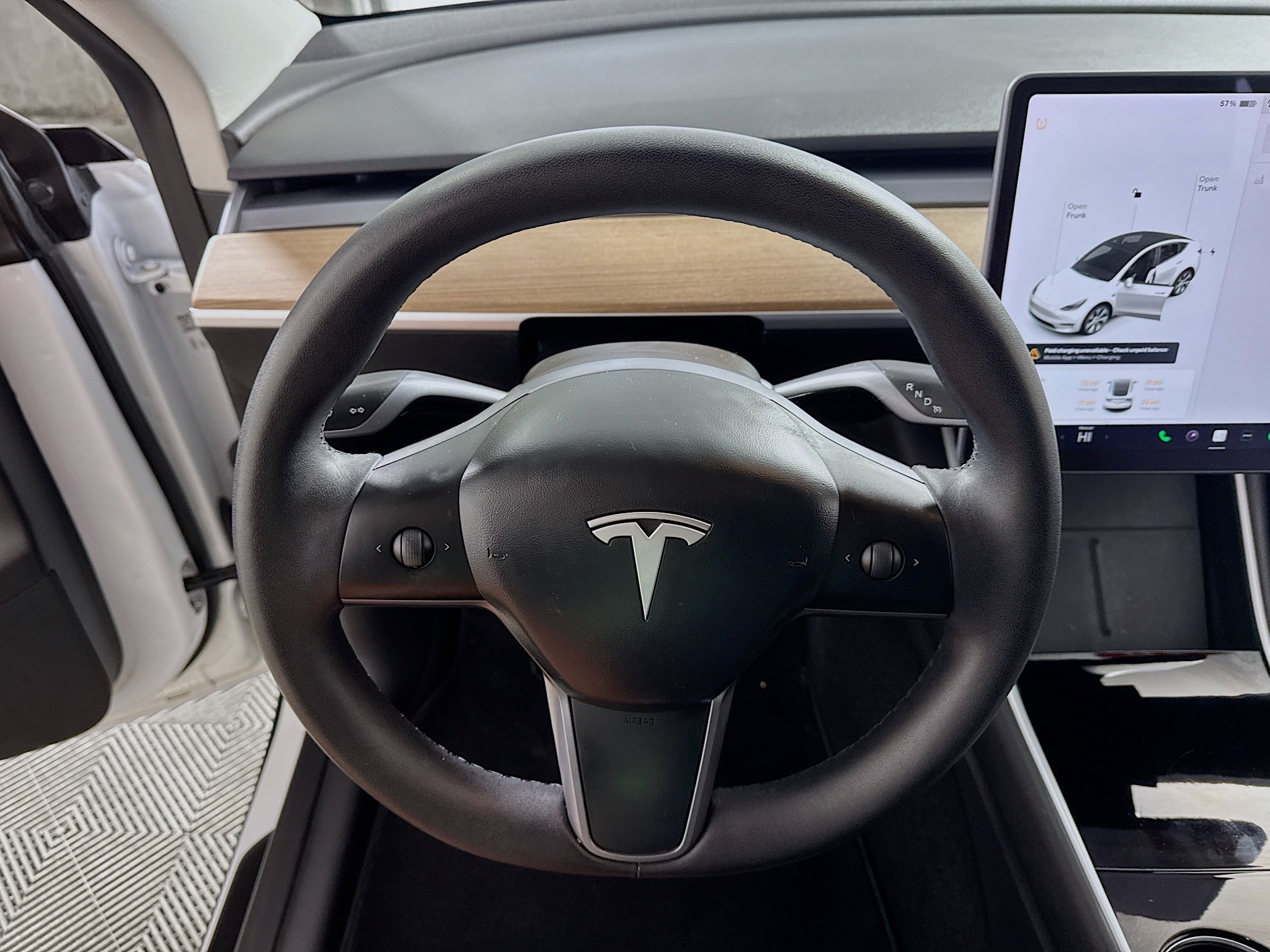 Vehicle image 14 of 29