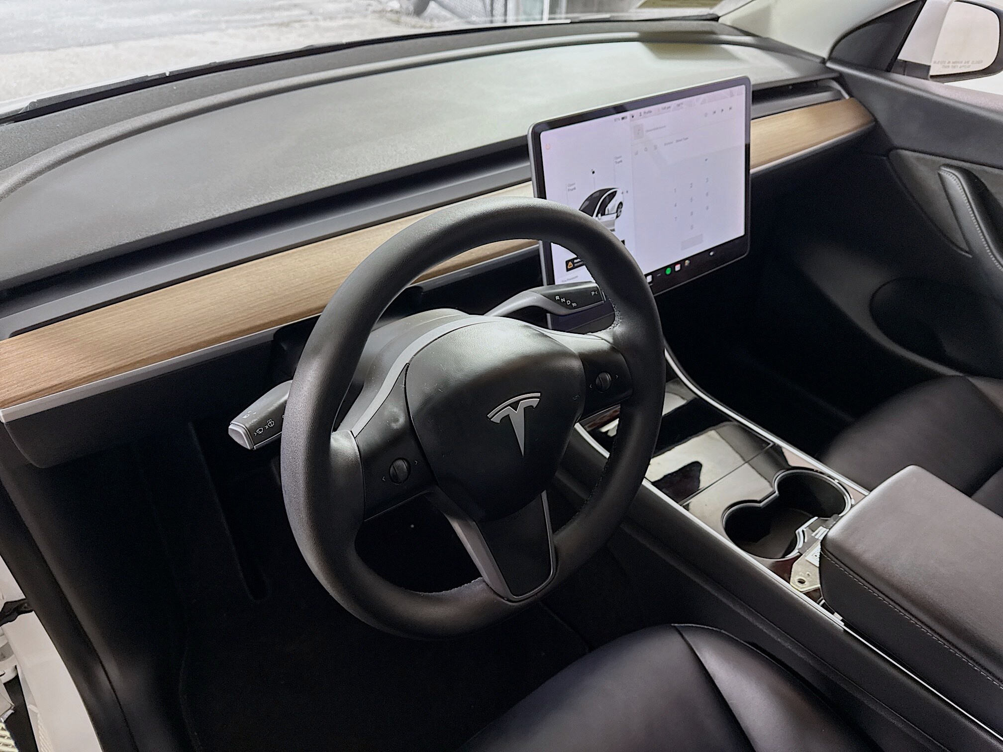 Vehicle image 12 of 29