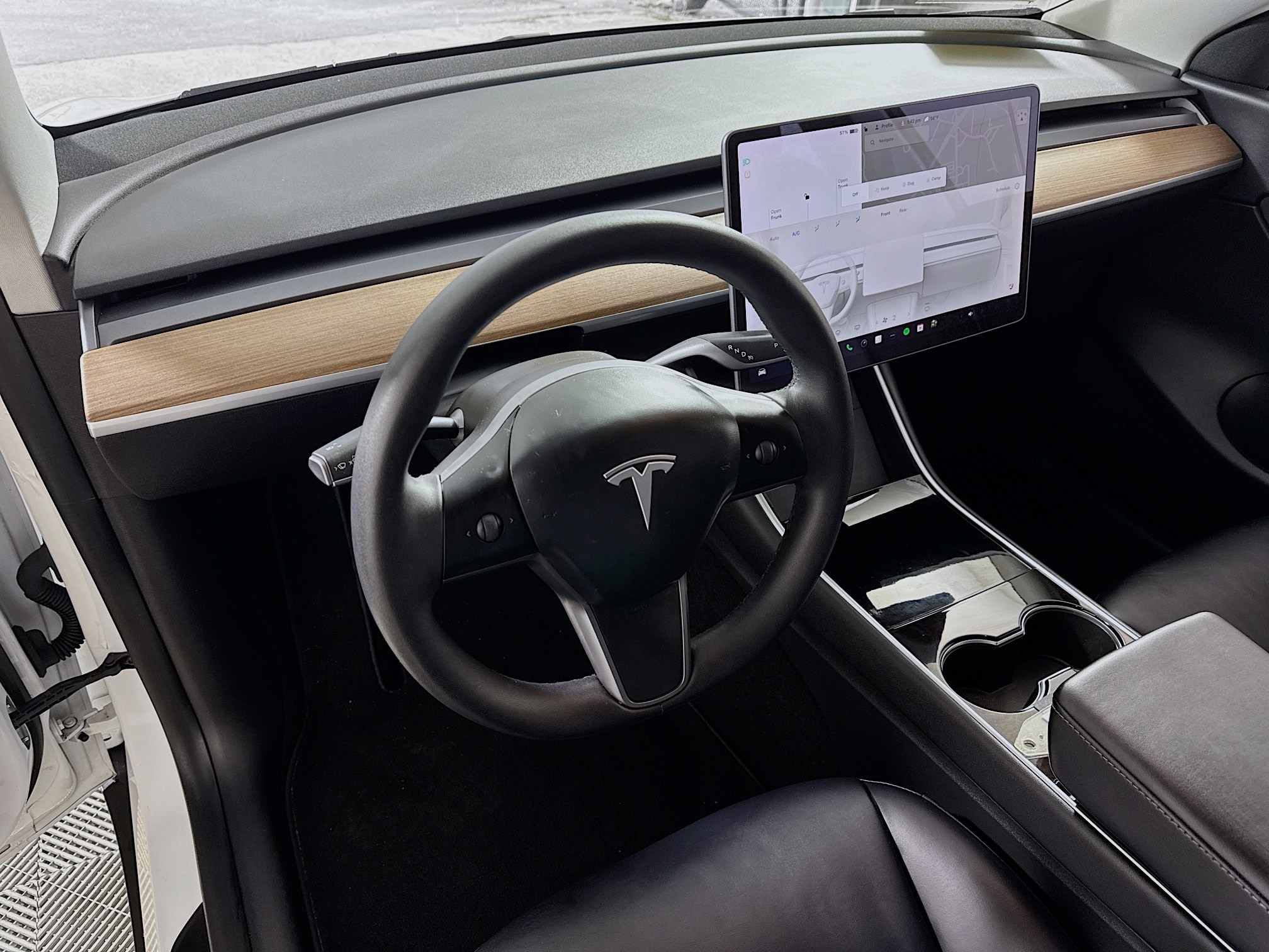 Vehicle image 22 of 29