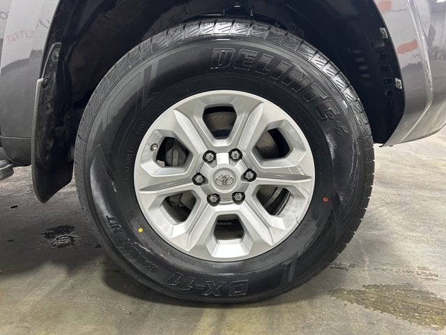 Vehicle image 8 of 27