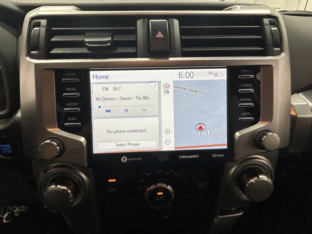 Vehicle image 15 of 27