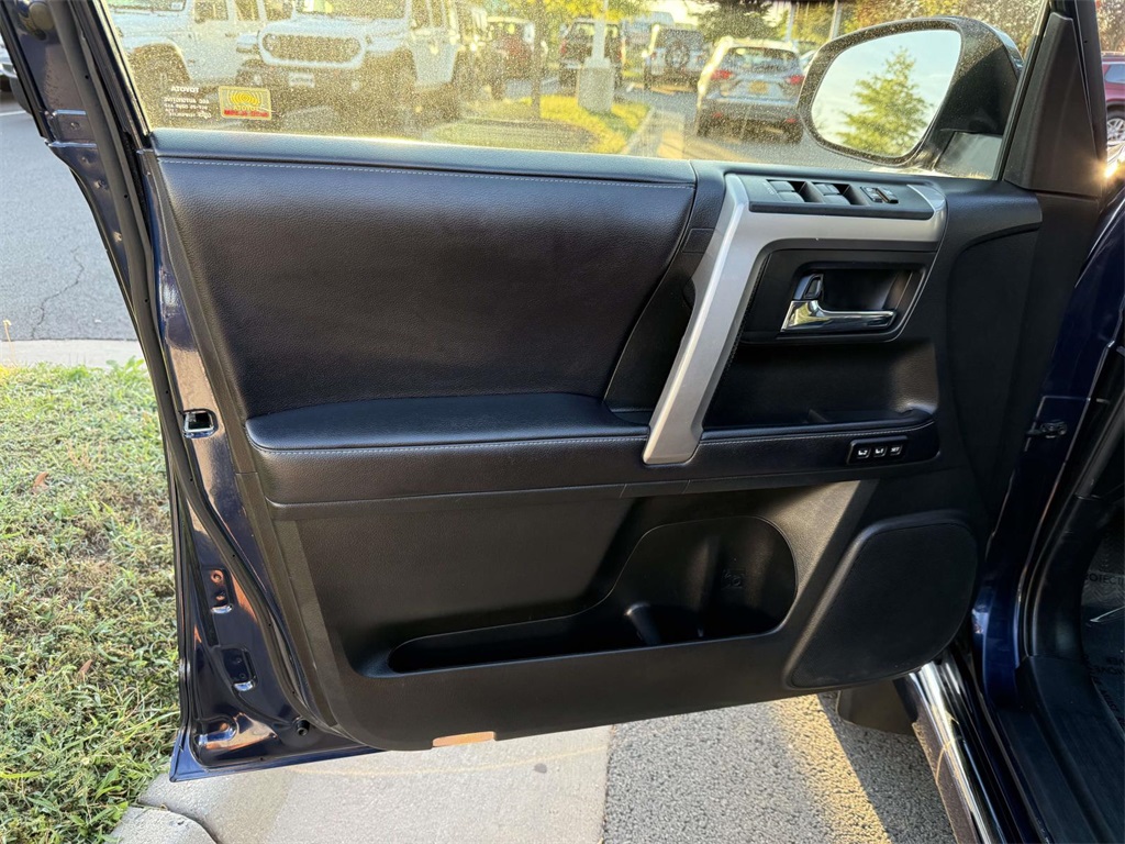 2020 Toyota 4Runner Limited Image 34 of 34