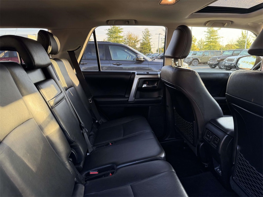 2020 Toyota 4Runner Limited Image 11 of 34