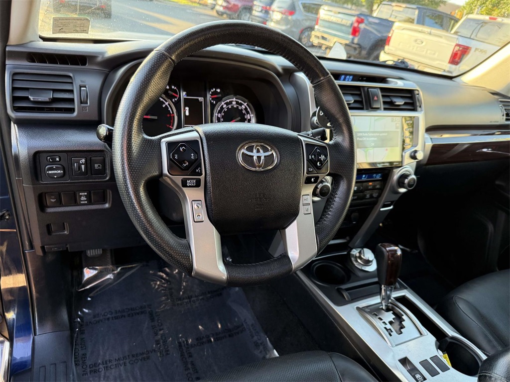 2020 Toyota 4Runner Limited Image 16 of 34