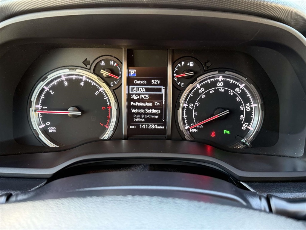 2020 Toyota 4Runner Limited Image 20 of 34