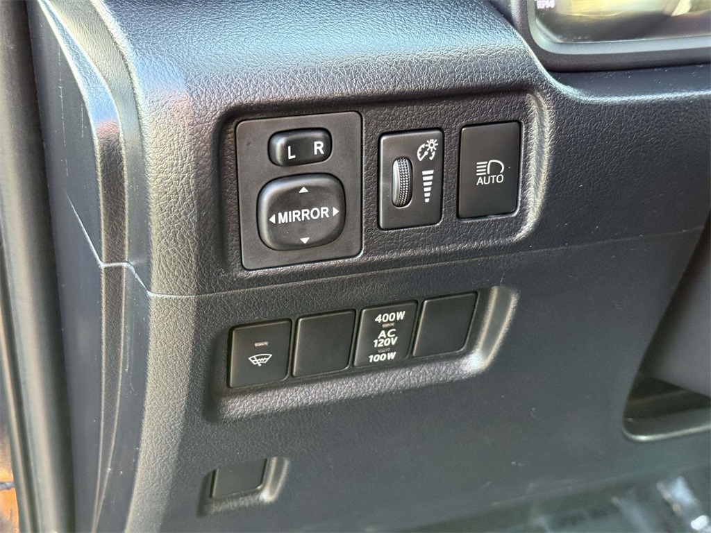 2020 Toyota 4Runner Limited Image 26 of 34