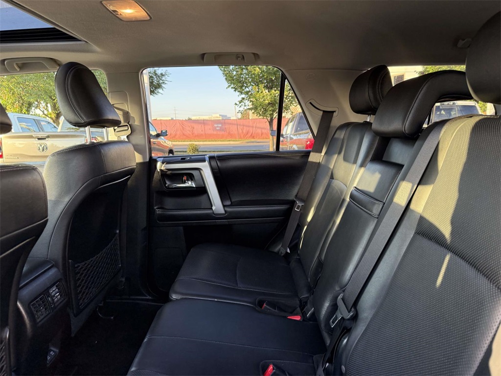 2020 Toyota 4Runner Limited Image 12 of 34