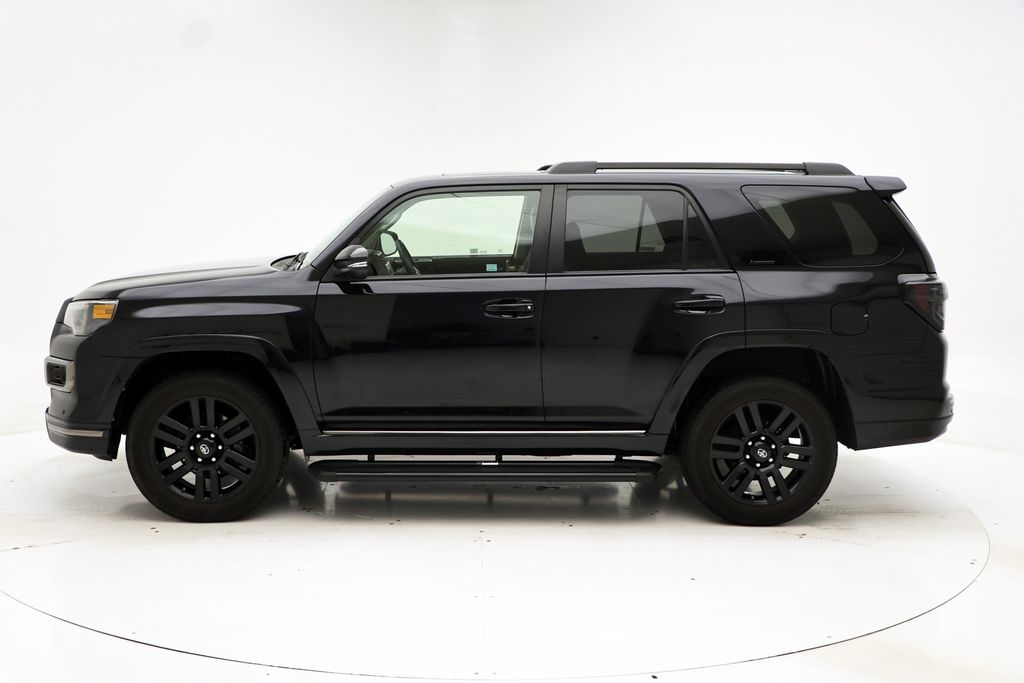 Vehicle image 5 of 28