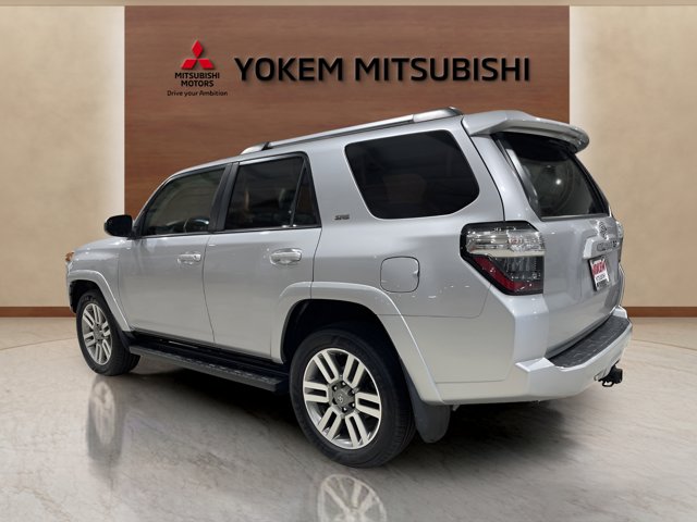 Vehicle image 6 of 27