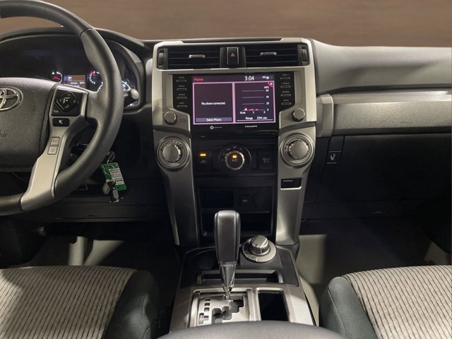 Vehicle image 21 of 27
