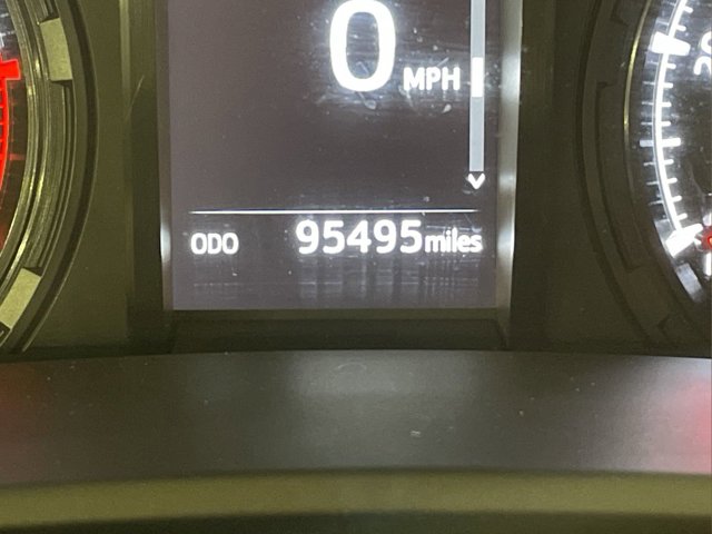 Vehicle image 19 of 27