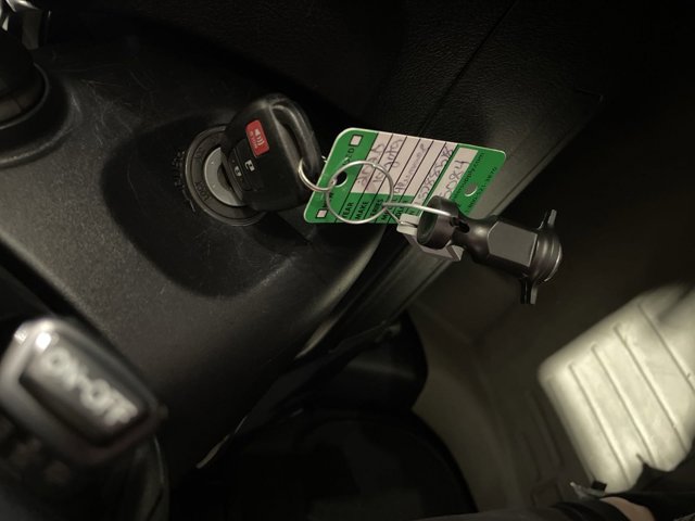 Vehicle image 26 of 27