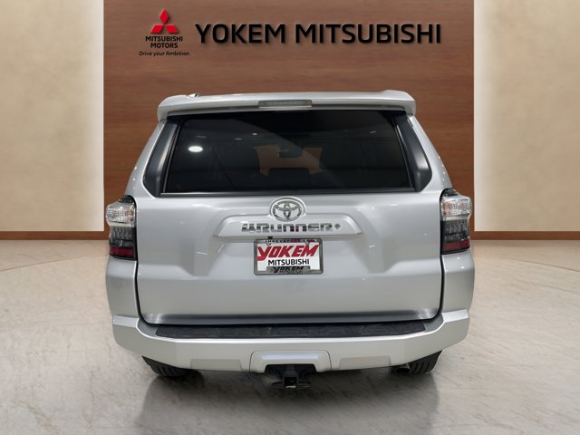 Vehicle image 5 of 27