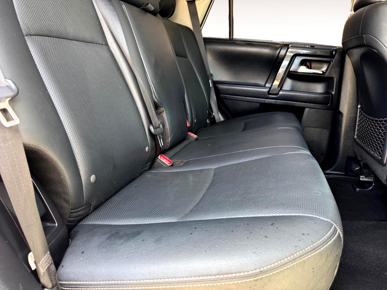 Vehicle image 23 of 29