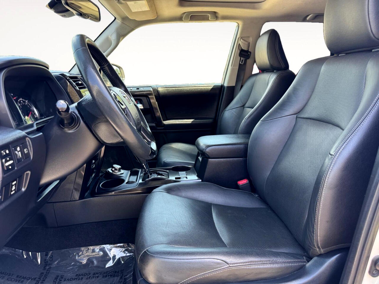 Vehicle image 19 of 29