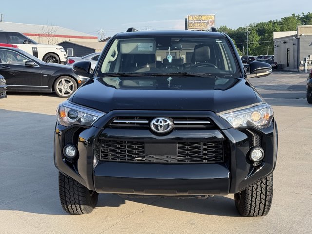 Vehicle image 2 of 34