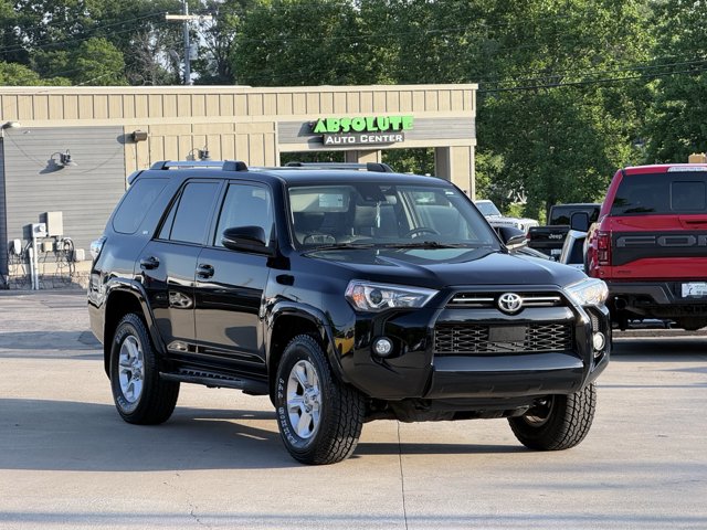 Vehicle image 5 of 34