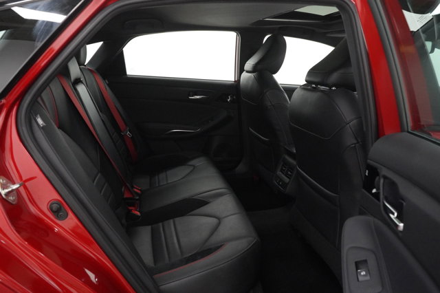 Vehicle image 11 of 27
