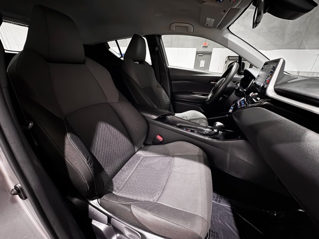 Vehicle image 24 of 25