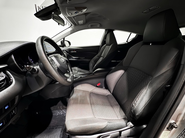 Vehicle image 13 of 25