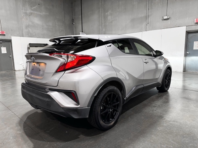 Vehicle image 5 of 25