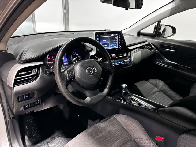 Vehicle image 12 of 25
