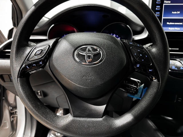 Vehicle image 14 of 25