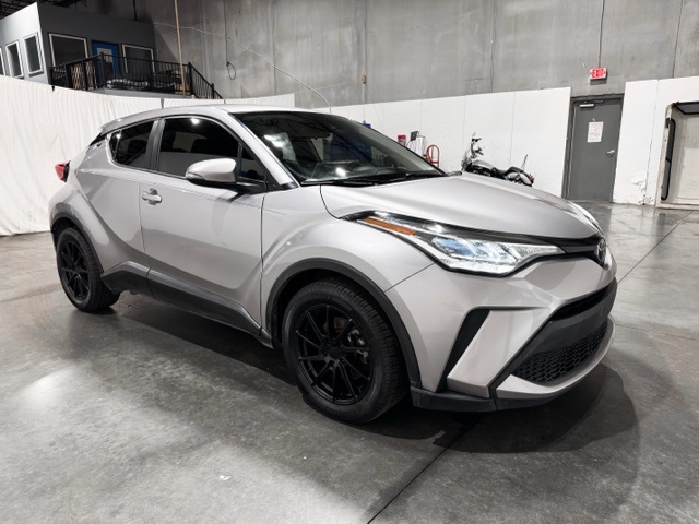 Vehicle image 4 of 25