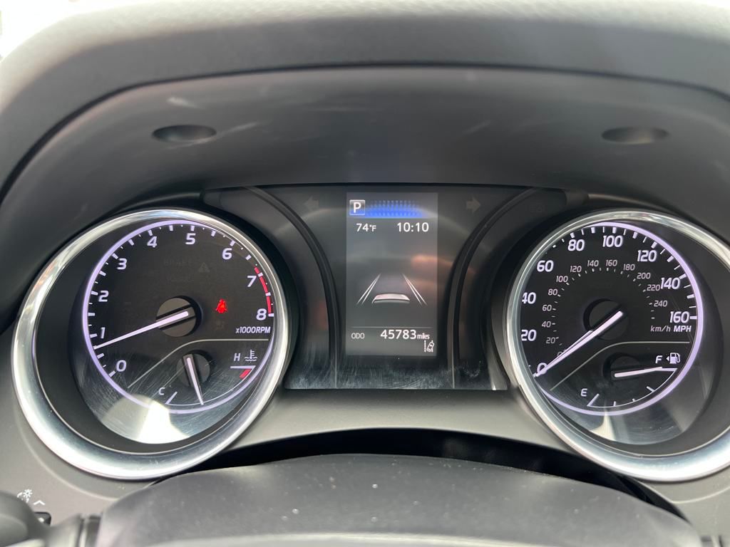 Vehicle image 7 of 24