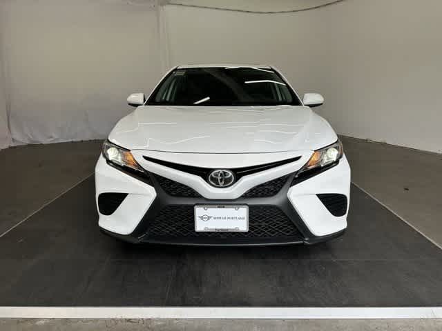 Vehicle image 2 of 25