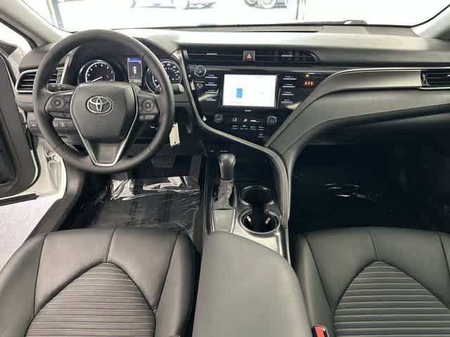 Vehicle image 13 of 25