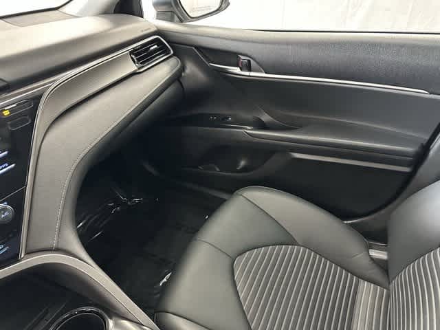Vehicle image 25 of 25