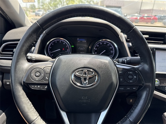 Vehicle image 19 of 25