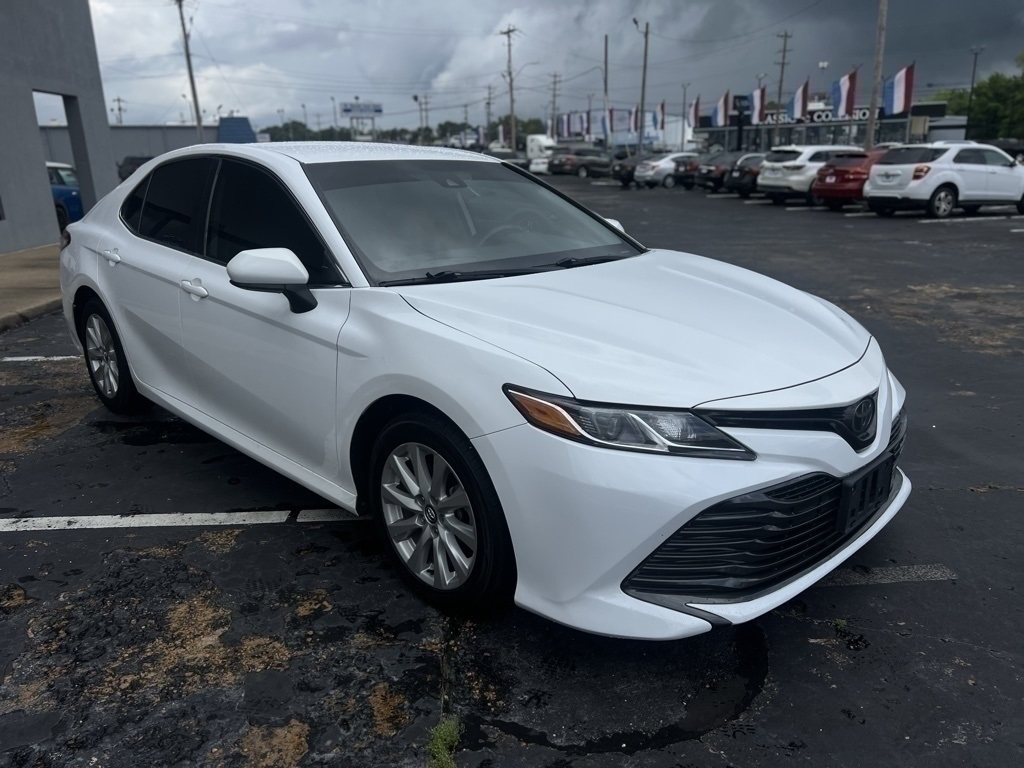 Vehicle image 5 of 37