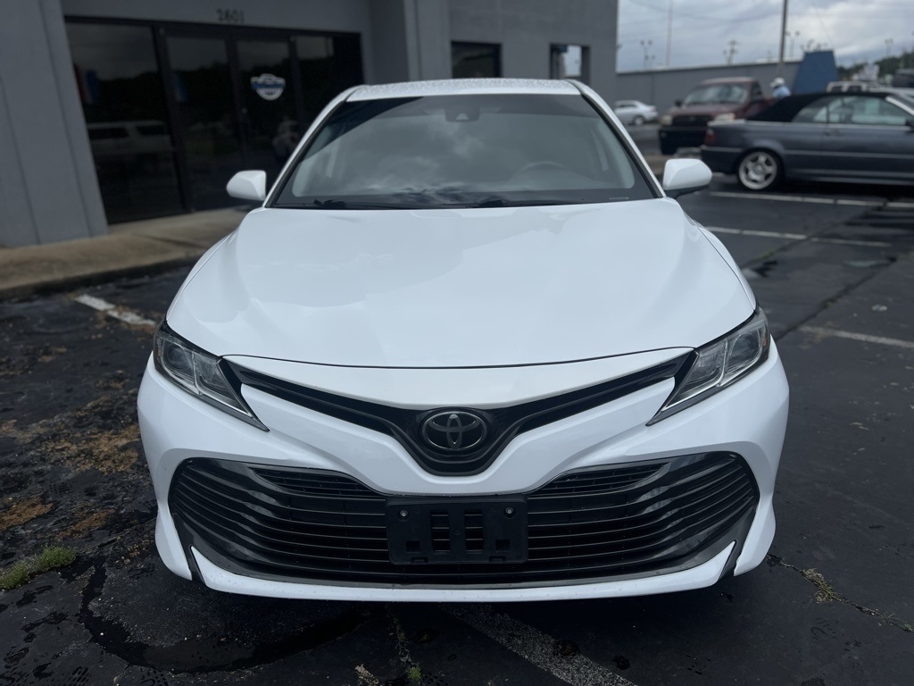 Vehicle image 4 of 37