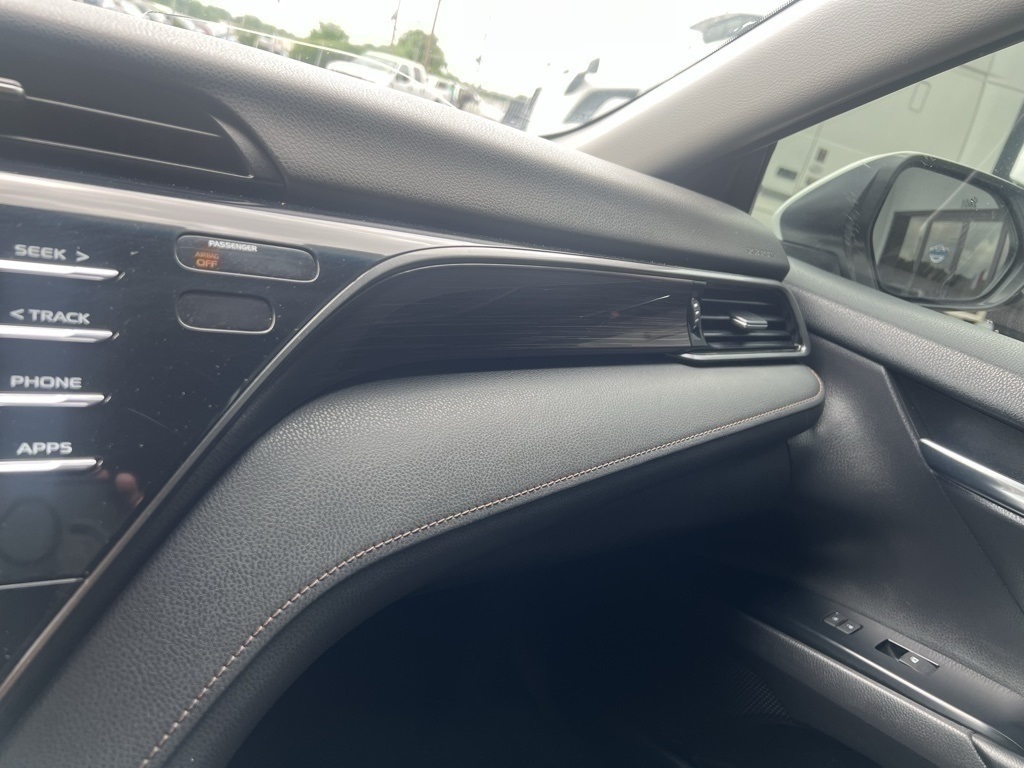 Vehicle image 29 of 37