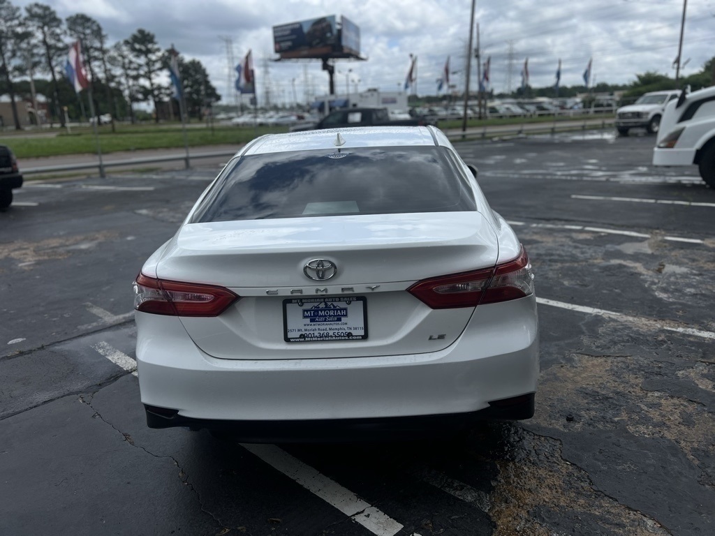 Vehicle image 8 of 37