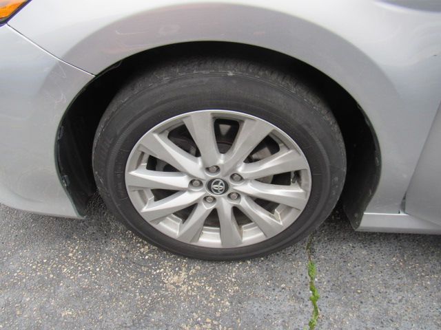 Vehicle image 21 of 21