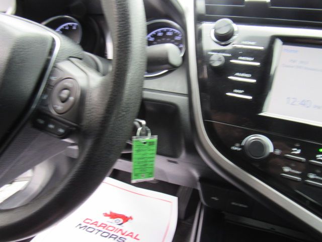 Vehicle image 20 of 21